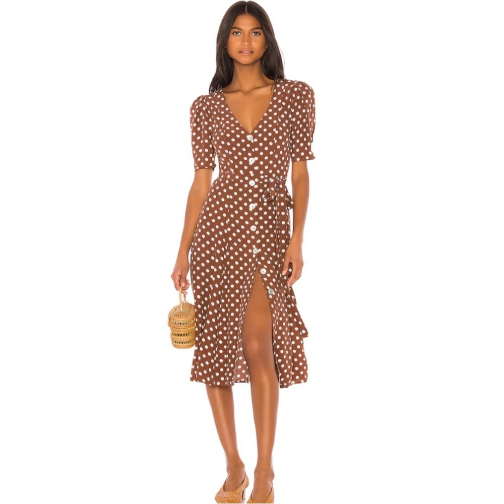 Price firm NWT LPA bambina Annette Polka
Dot short sleeve button down midi dress